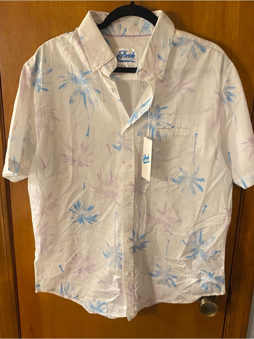 Fresh Prints of Bel Air White Palm Print Short-Sleeve Button-Up Shirt